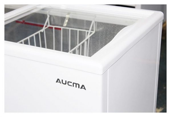 Витринный морозильник Aucma 205
