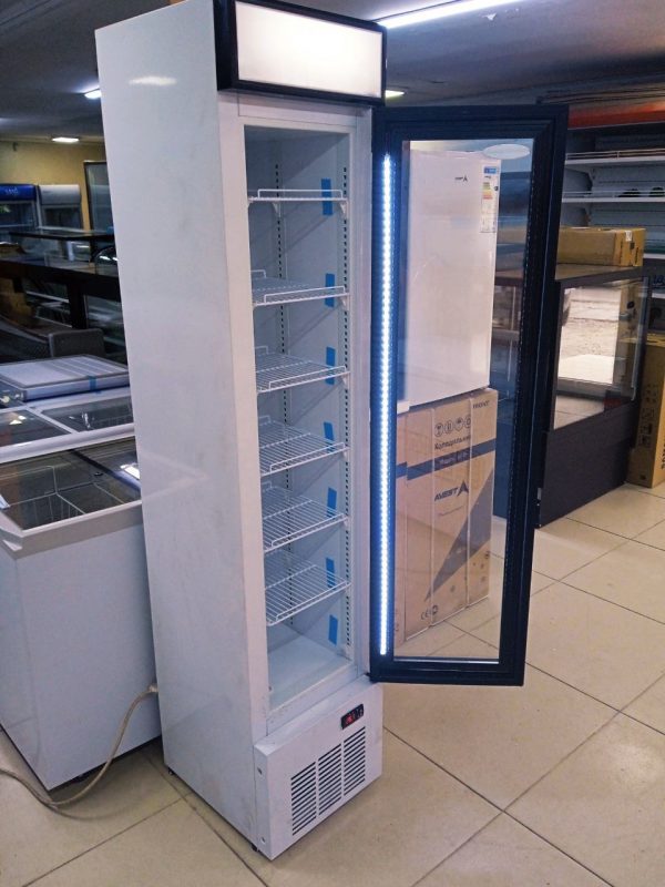 Вертикальный витринный морозильник Almagreen 118