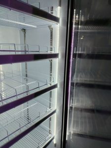 Витринный холодильник SKYWORTH LC-1200XF