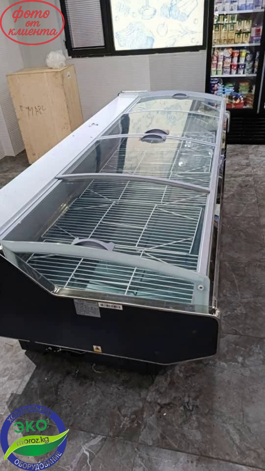 Витринный холодильник XINGX SC-2500 ZXS Витринный холодильник XINGX SC-2500 ZXS