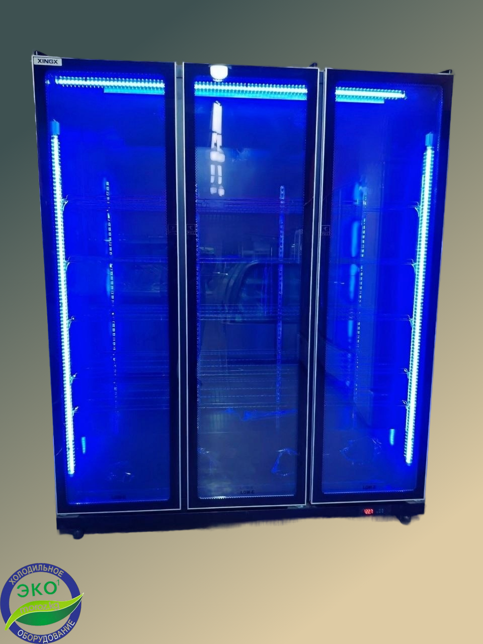 Витринный холодильный шкаф XINGX IVGC-3D-7020WA Витринный холодильный шкаф XINGX IVGC-3D-7020WA